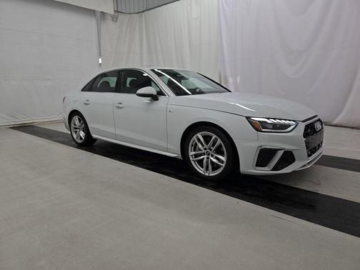 2023 Audi A4 45 S line Premium Plus