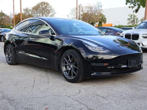 Solid Black 2020 Tesla Model 3 Standard Range Plus