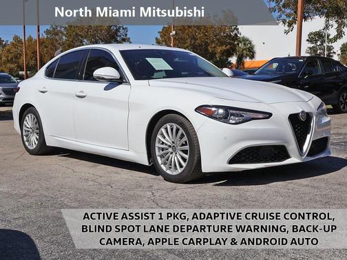 2021 Alfa Romeo Giulia Base