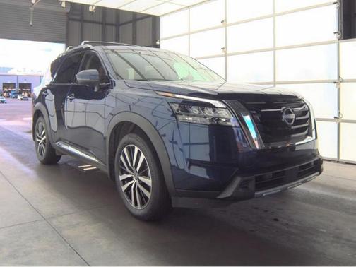 2024 Nissan Pathfinder Platinum FWD