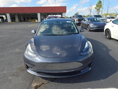 2022 Tesla Model 3 Standard Range