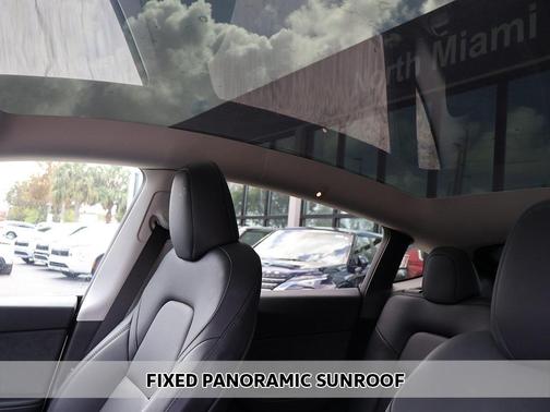 2023 Tesla Model Y RWD