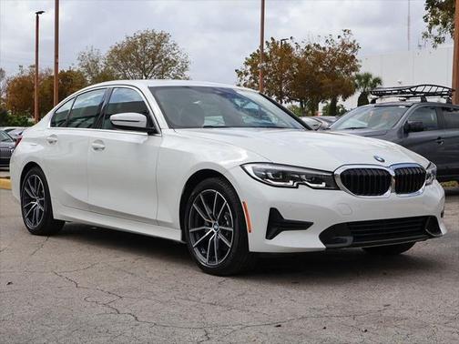 2022 BMW 330 330i