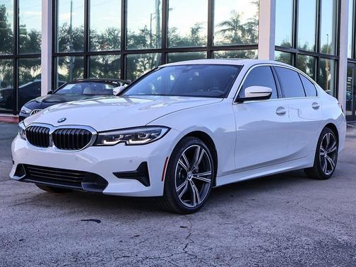 2022 BMW 330 330i