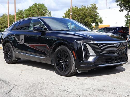 2024 Cadillac LYRIQ Tech