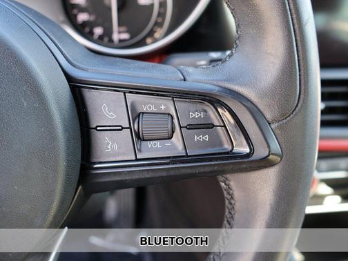 2020 Alfa Romeo Giulia Base