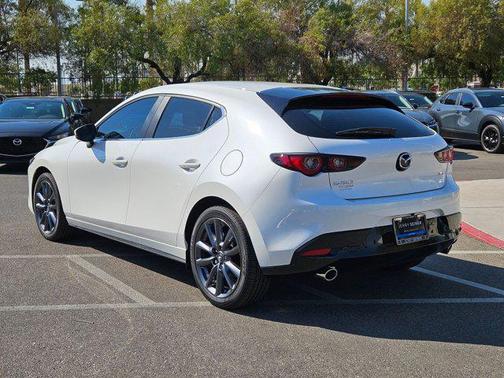 2025 Mazda Mazda3 FWD w/Preferred Package