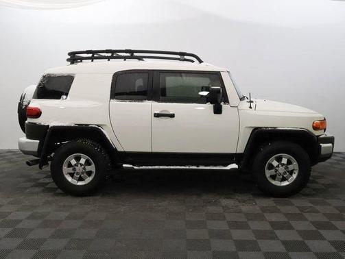 2014 Toyota FJ Cruiser Base