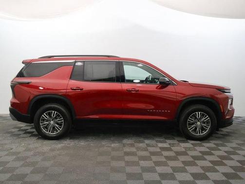 Radiant Red 2025 Chevrolet Traverse LT