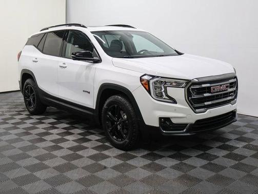 2023 GMC Terrain AT4