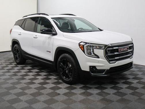 2023 GMC Terrain AT4