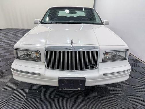 1997 Lincoln Town Car Executive