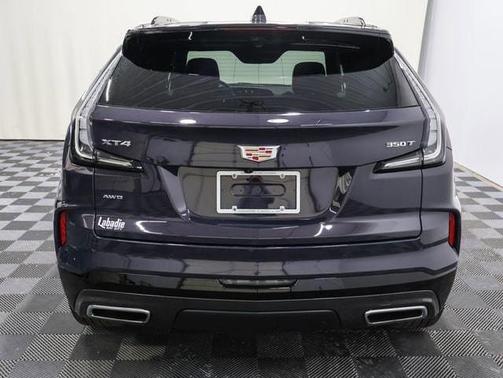 2024 Cadillac XT4 Sport