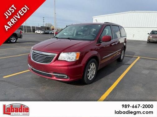 Deep Cherry Red Crystal Pearlcoat 2016 Chrysler Town & Country Touring