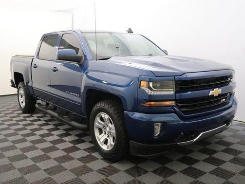 Deep Ocean Blue Metallic 2018 Chevrolet Silverado 1500 LT