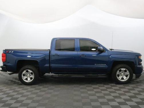 Deep Ocean Blue Metallic 2018 Chevrolet Silverado 1500 LT