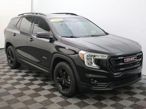 2024 GMC Terrain AT4