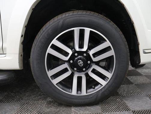 2017 Toyota 4Runner SR5 Premium