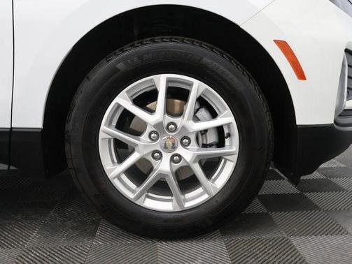 Summit White 2024 Chevrolet Equinox LT