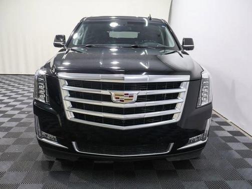 2017 Cadillac Escalade ESV Luxury