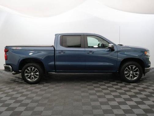 Lakeshore Blue Metallic 2024 Chevrolet Silverado 1500 LT