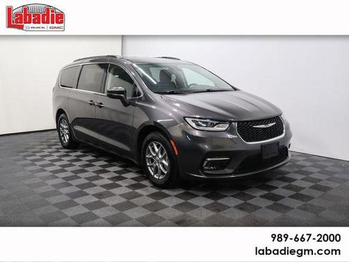2021 Chrysler Pacifica Touring