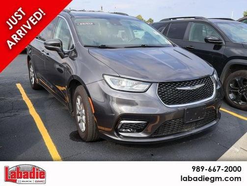 2021 Chrysler Pacifica Touring