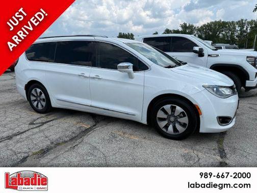 2018 Chrysler Pacifica Hybrid Limited