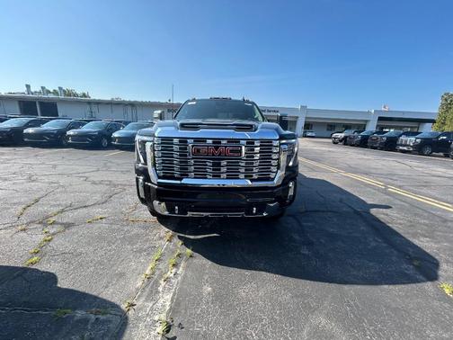 2025 GMC Sierra 2500 Denali