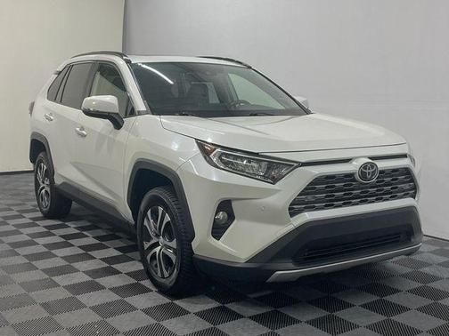 2020 Toyota RAV4 Limited