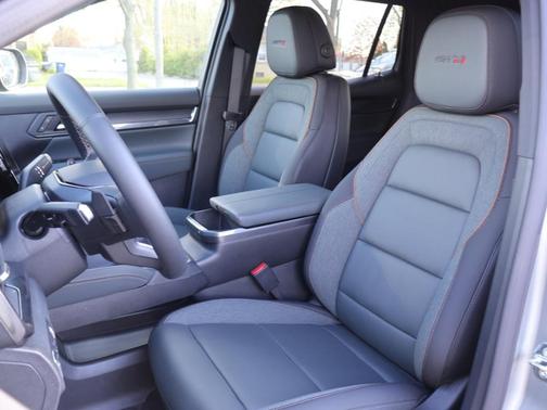 Sterling 2026 GMC Terrain AT4