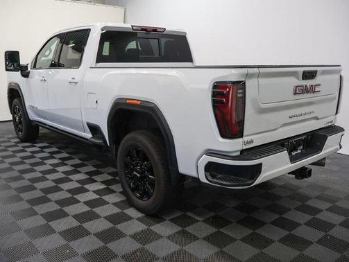 2024 GMC Sierra 2500 AT4