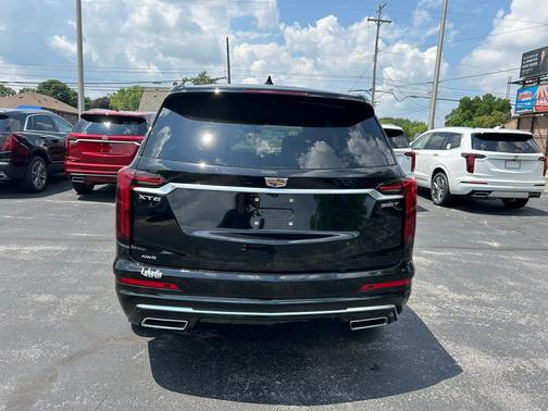2025 Cadillac XT6 Luxury AWD