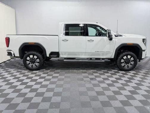 2024 GMC Sierra 2500 Denali