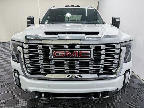 2024 GMC Sierra 2500 Denali