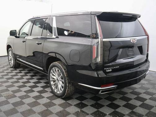 2024 Cadillac Escalade ESV Premium Luxury