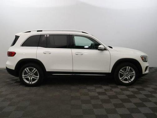 2022 Mercedes-Benz GLB 250 Base 4MATIC