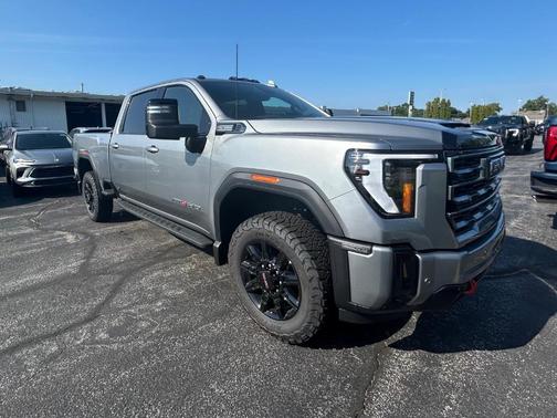 2025 GMC Sierra 2500 AT4