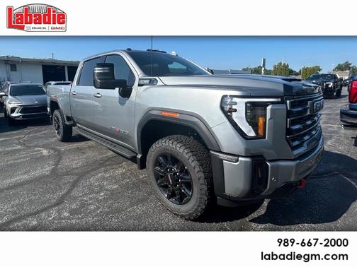2025 GMC Sierra 2500 AT4