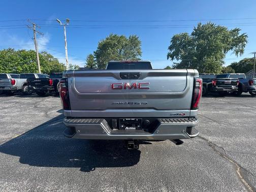 2025 GMC Sierra 2500 AT4