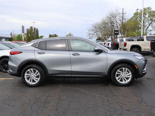 Moonstone Gray Metallic 2026 Buick Envista Preferred