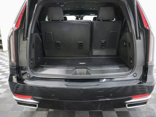 2021 Cadillac Escalade Luxury