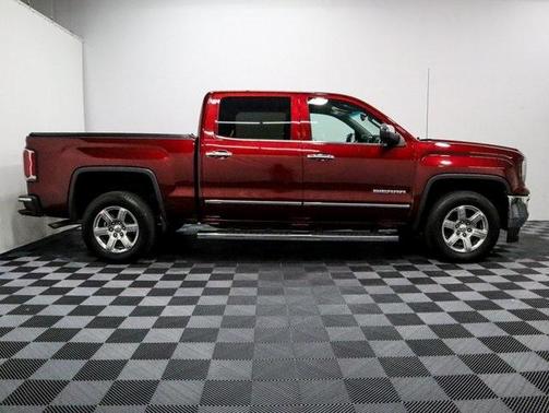 Photo 5 of 26 of 2017 GMC Sierra 1500 SLT