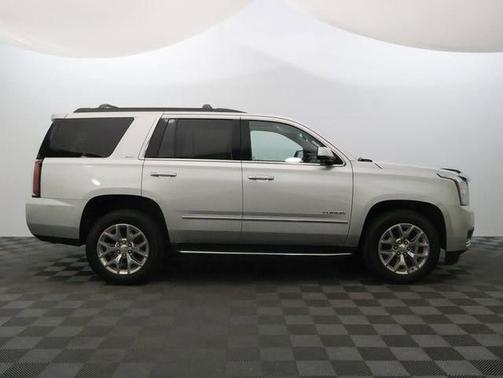 Quicksilver Metallic 2017 GMC Yukon SLT