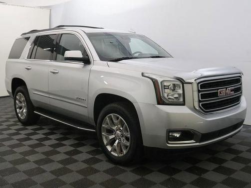 Quicksilver Metallic 2017 GMC Yukon SLT
