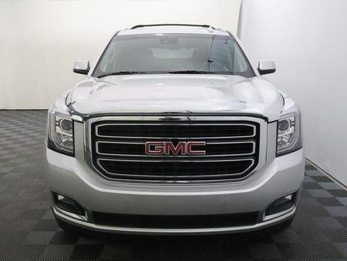 Quicksilver Metallic 2017 GMC Yukon SLT