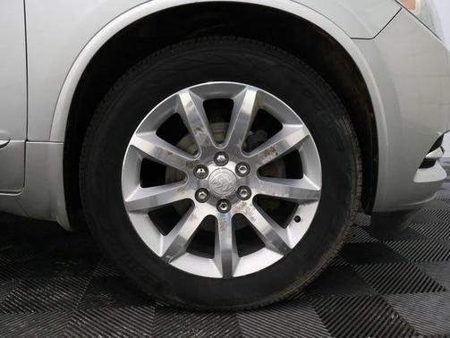 Quicksilver Metallic 2013 Buick Enclave Premium