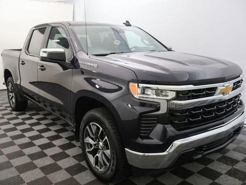Dark Ash Metallic 2024 Chevrolet Silverado 1500 LT