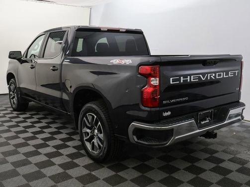 Dark Ash Metallic 2024 Chevrolet Silverado 1500 LT