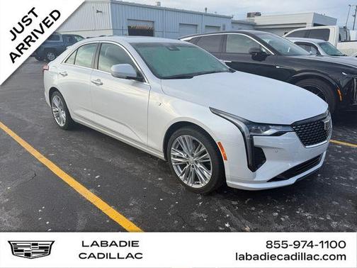 2023 Cadillac CT4 Premium Luxury